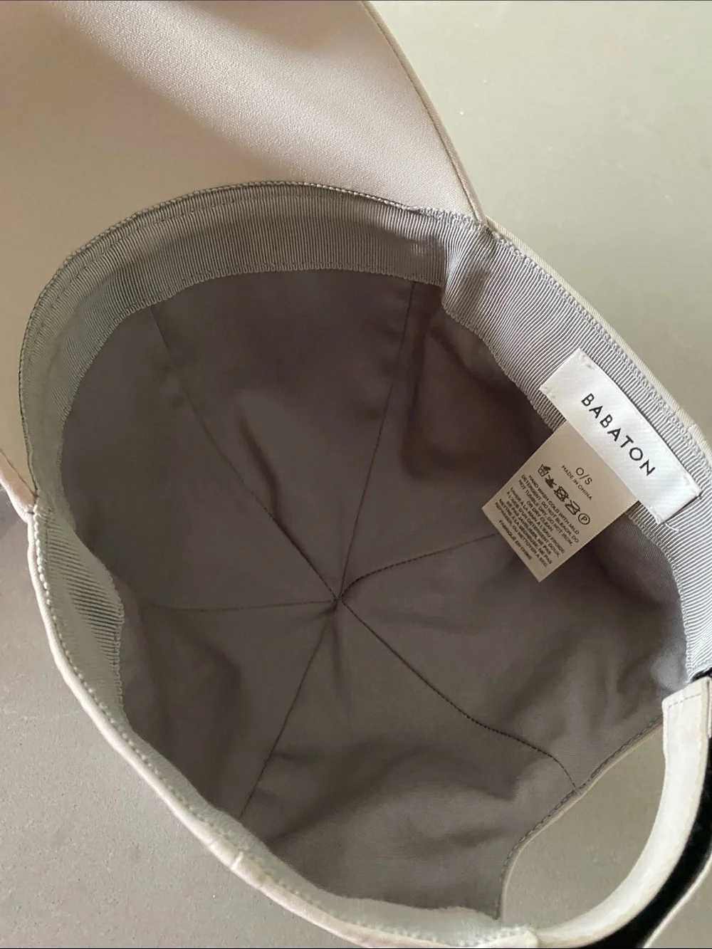 Aritzia Babaton Golden TNA ALO Zara Mango Olive Taupe Nude Khaki Baseball Caps